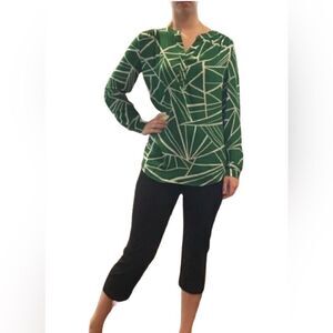 Zac & Rachel Green & White lightweight top